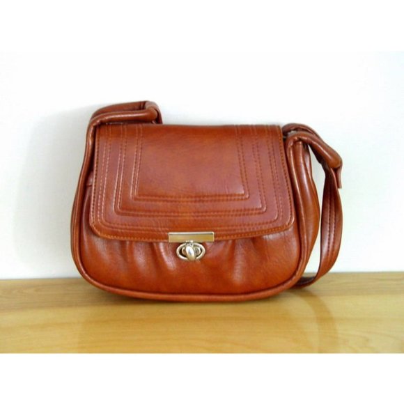 Vintage Handbags - Vintage 80's Boho Brown Vegan Leather Saddle Bag